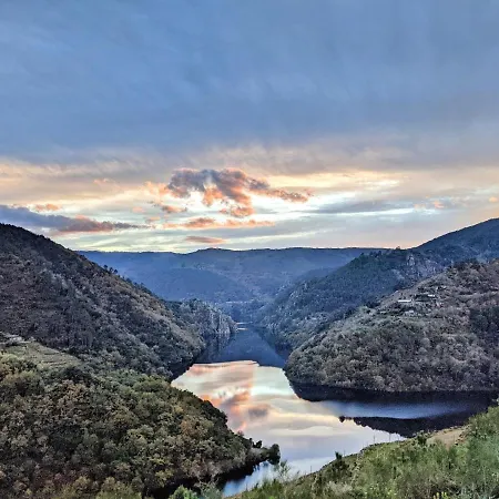 In Ribeira Sacra Alpehytte O Carballo