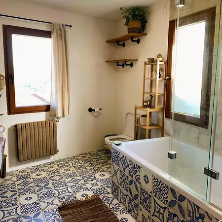 In Ribeira Sacra Chalet O Carballo